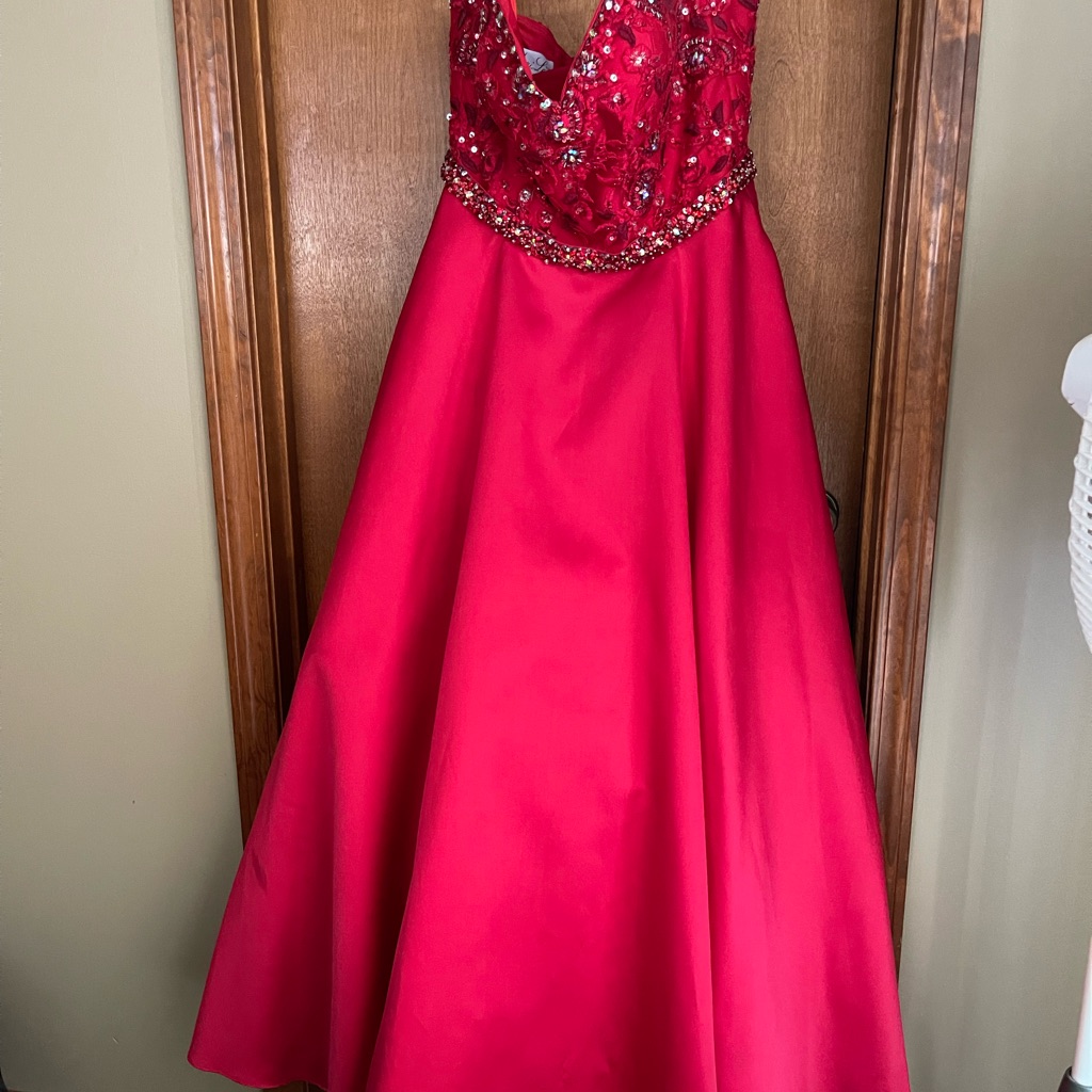 More Lee Prom Dress Red